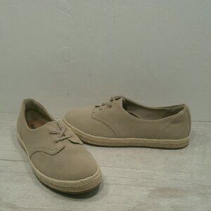 Clarks Classic Azella Jazlynn Suede Tan Comfort Lace up Sneaker Size 8W Wide